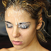 Eve Evans Gets A Latina Facial